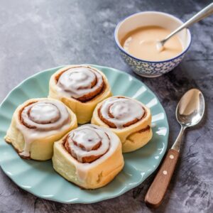 cinnamon roll icing recipe